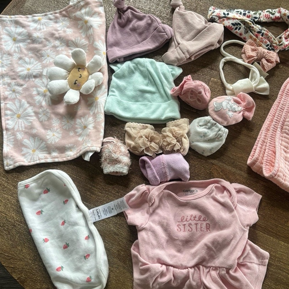 Baby‎ Girl Mix Bundle 0-3 month size